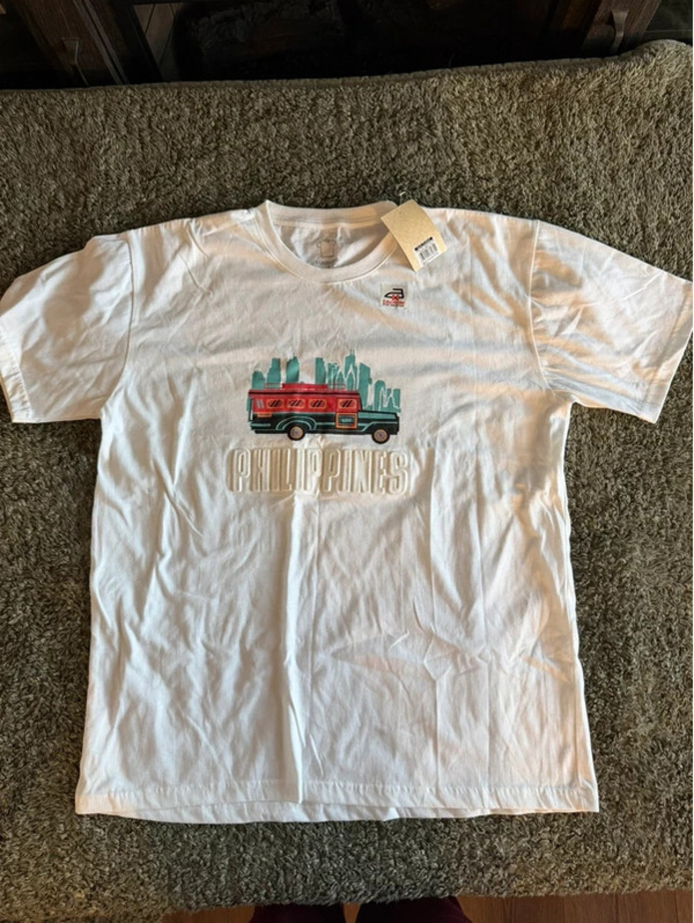 Kamisa by Kultura Philippines Graphic T-Shirt XL White